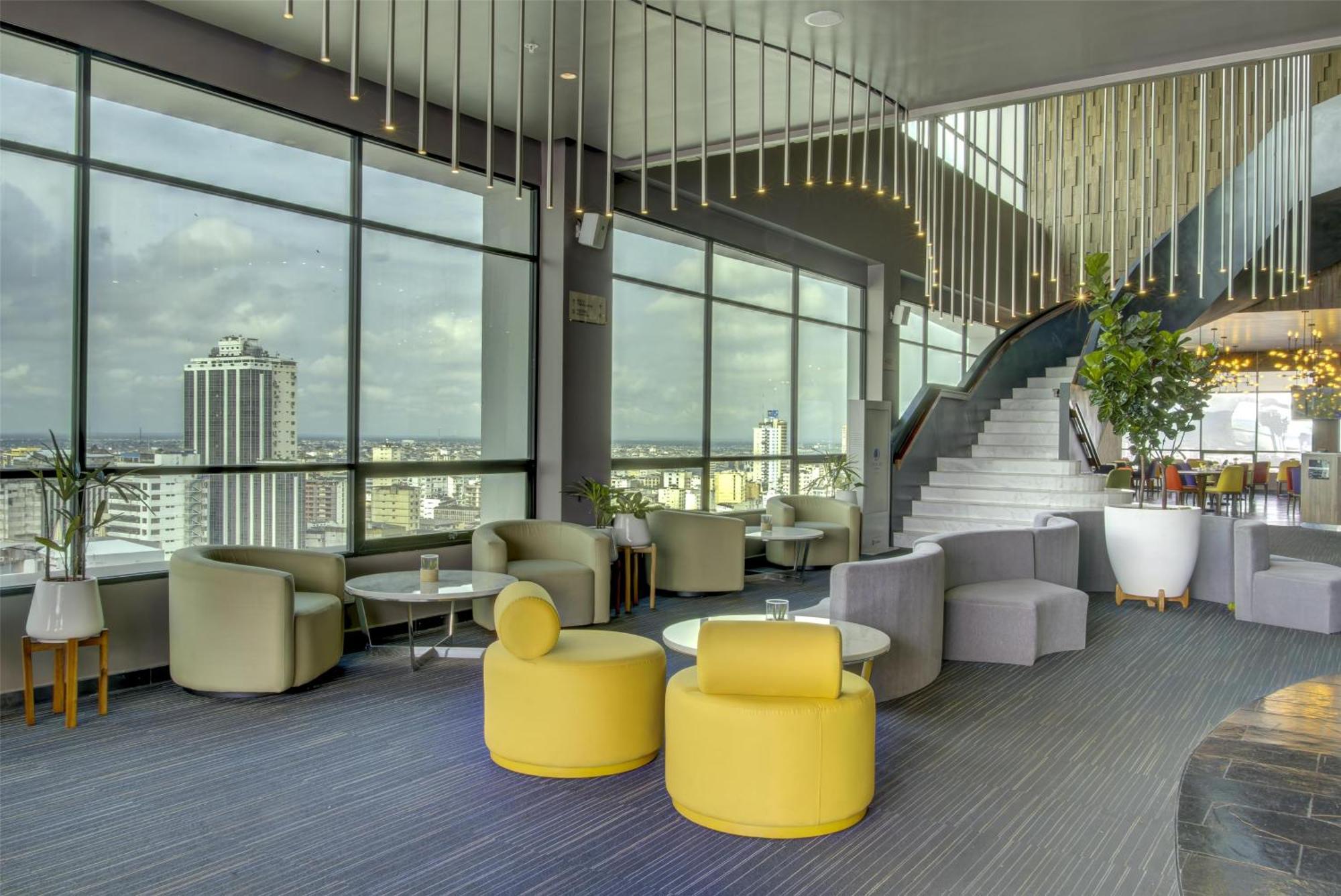 Hotel Doubletree By Hilton Guayaquil Exterior foto